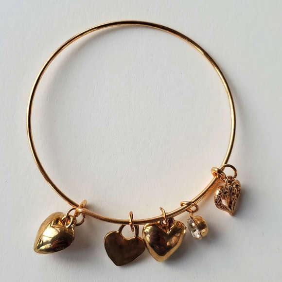 Boutique Jewelry - Boutique Gold Tone Charm Bracelet Hearts Faux Diamond